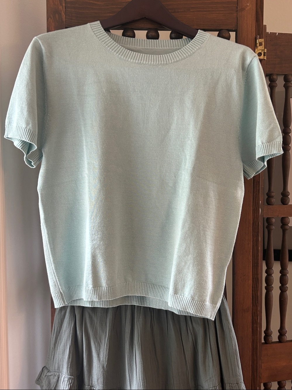 Light Airy Teal Knit Top fits Size Large US Transitional Short Sleeves NEW!